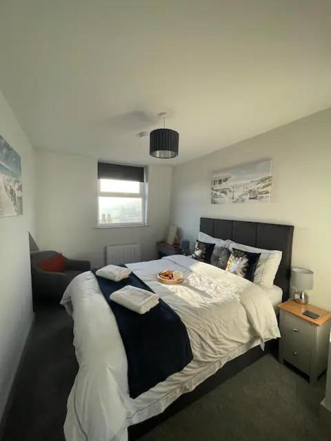 Spectacular 2 Bedroom Balcony Sea View Flat Scarborough Esterno foto